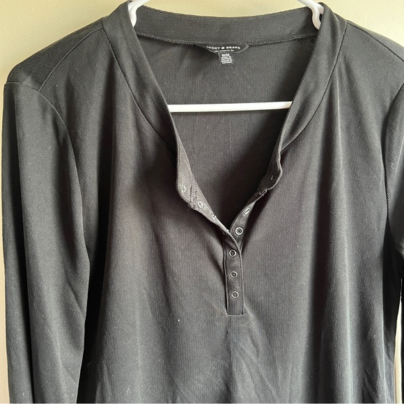 Lucky Brand Black Ribbed Long Sleeve Henley Top - Picture 2 of 5